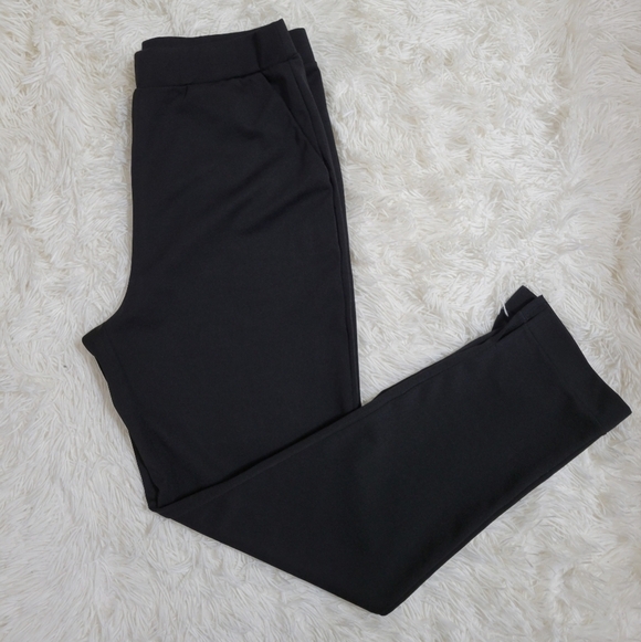 SHEIN Pants - SHEIN Women Essnce High-Rise Vented Ankle Cut Pants size 8/10